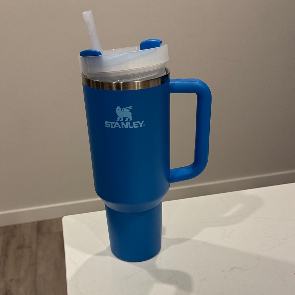Stanley Classic Blue Mug with Handle